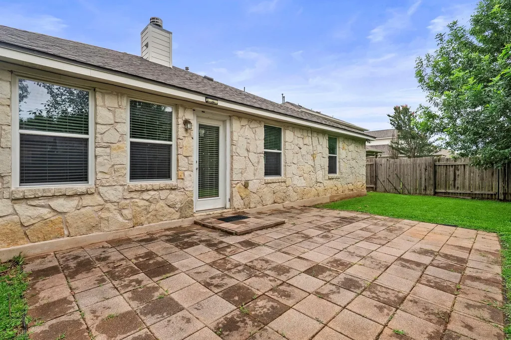 9424 Castle Pines Drive Austin TX 78717
