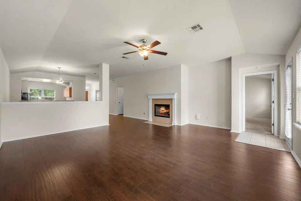 9424 Castle Pines Drive Austin TX 78717