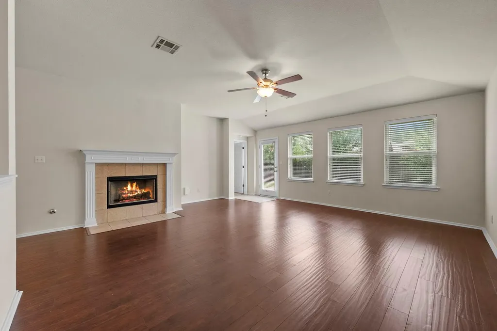 9424 Castle Pines Drive Austin TX 78717