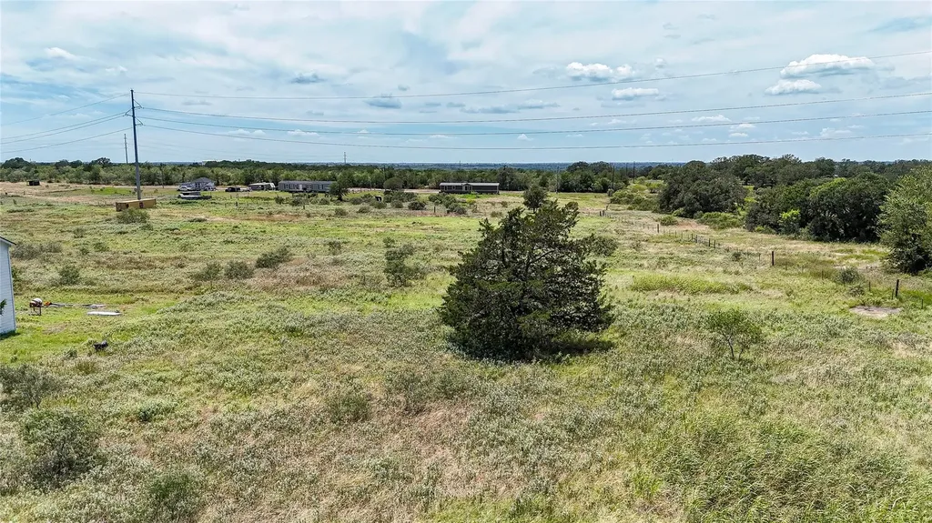 Lot 4 Fox Lane Lockhart TX 78644