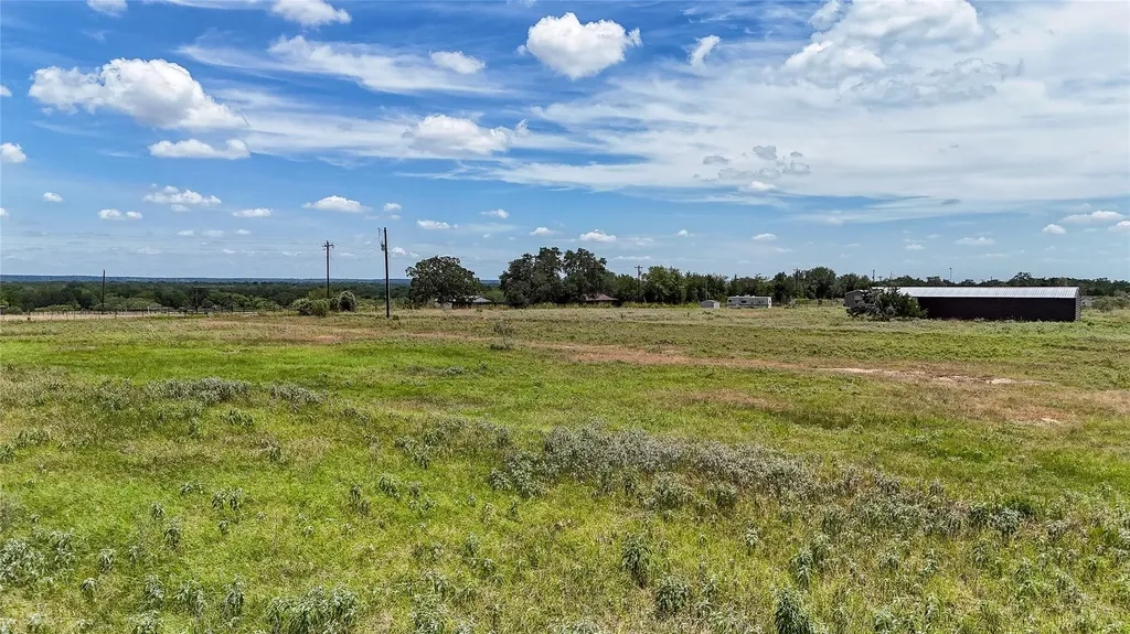Lot 4 Fox Lane Lockhart TX 78644
