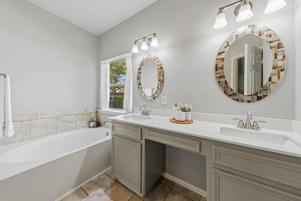 2402 Sparrow Drive Round Rock TX 78681