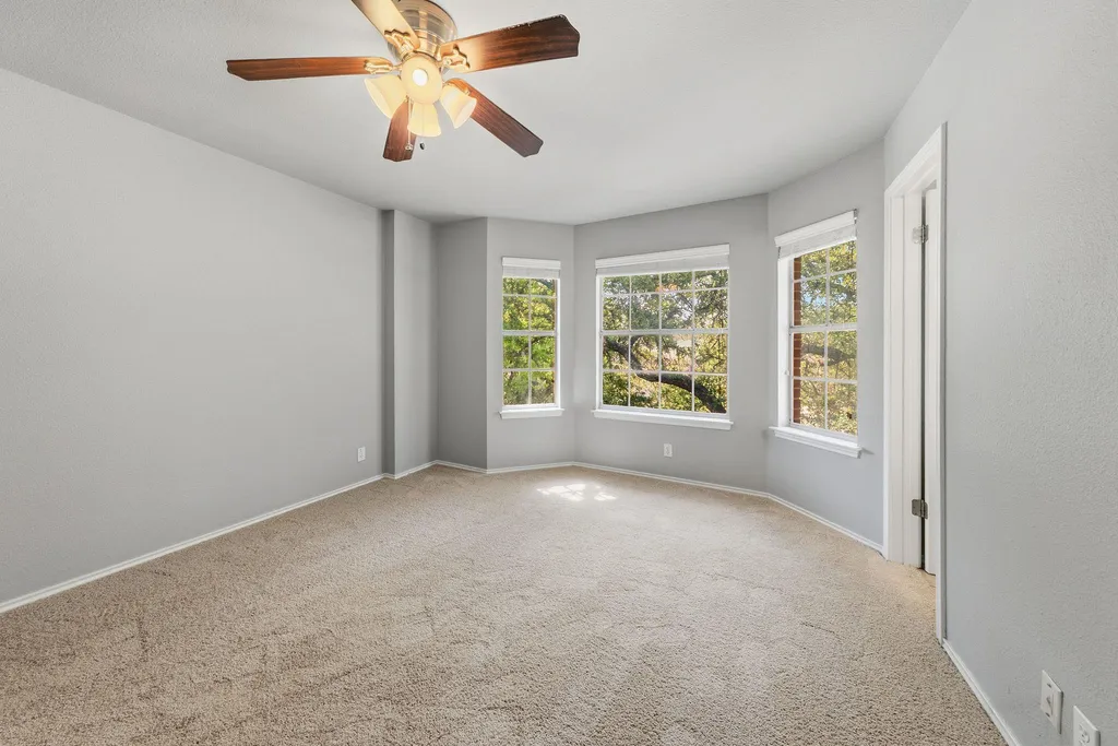 2402 Sparrow Drive Round Rock TX 78681