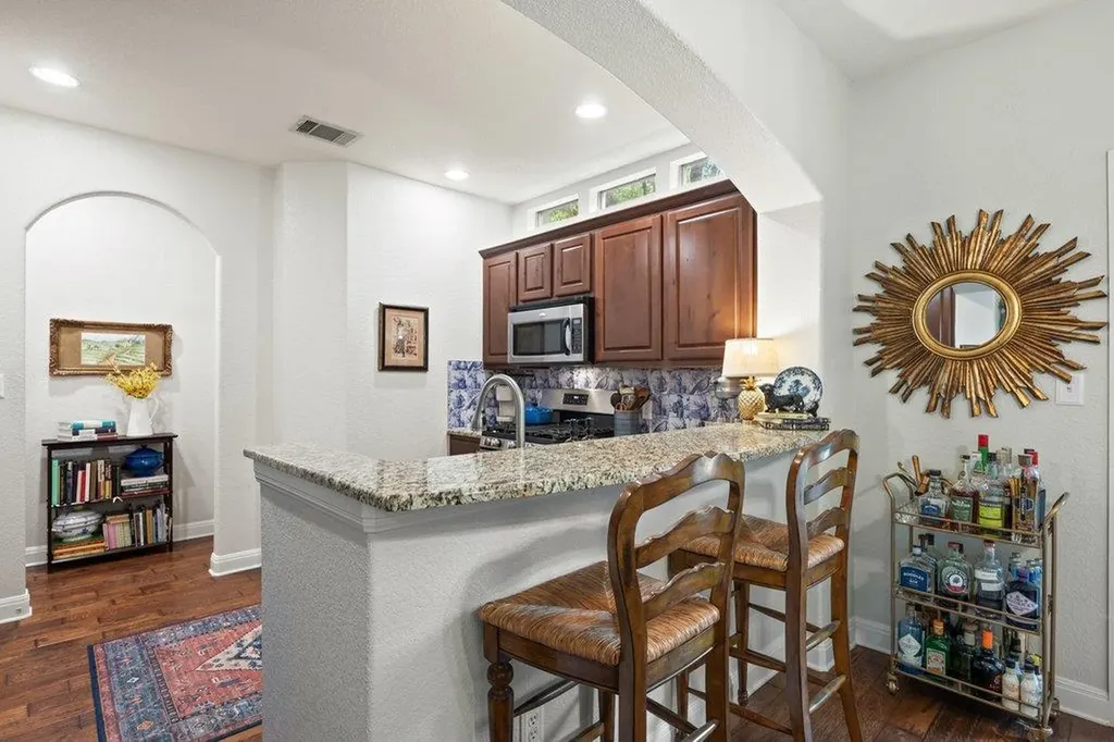 6708 Menchaca Road Austin TX 78745