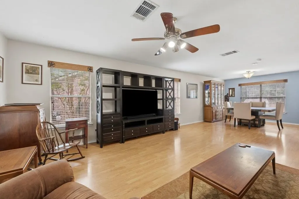 11432 Hillhaven Drive Austin TX 78748