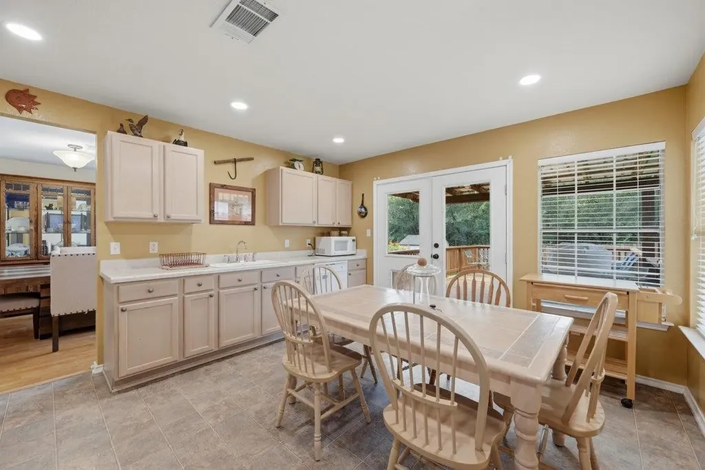 11432 Hillhaven Drive Austin TX 78748