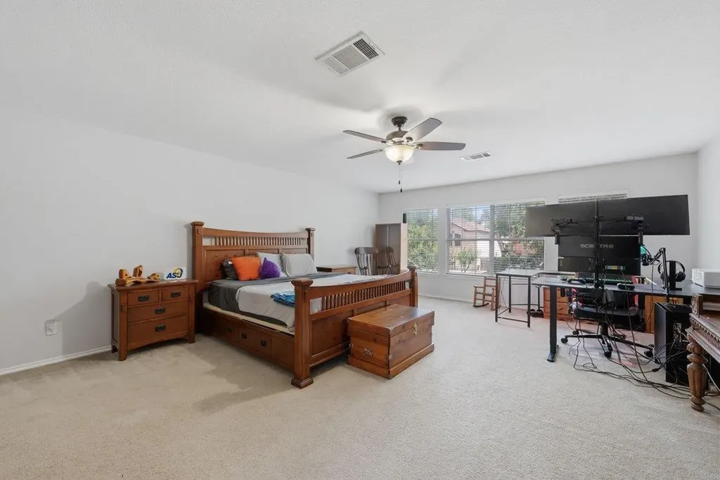 11432 Hillhaven Drive Austin TX 78748