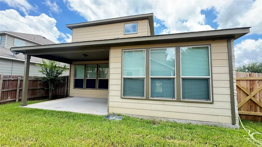 1324 Tillerfield Austin TX 78748