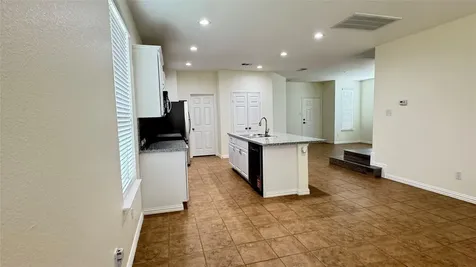 1324 Tillerfield Austin TX 78748