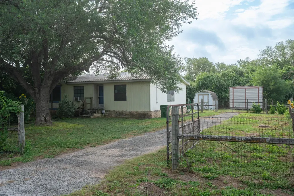 2774 Citation Drive Del Valle TX 78617