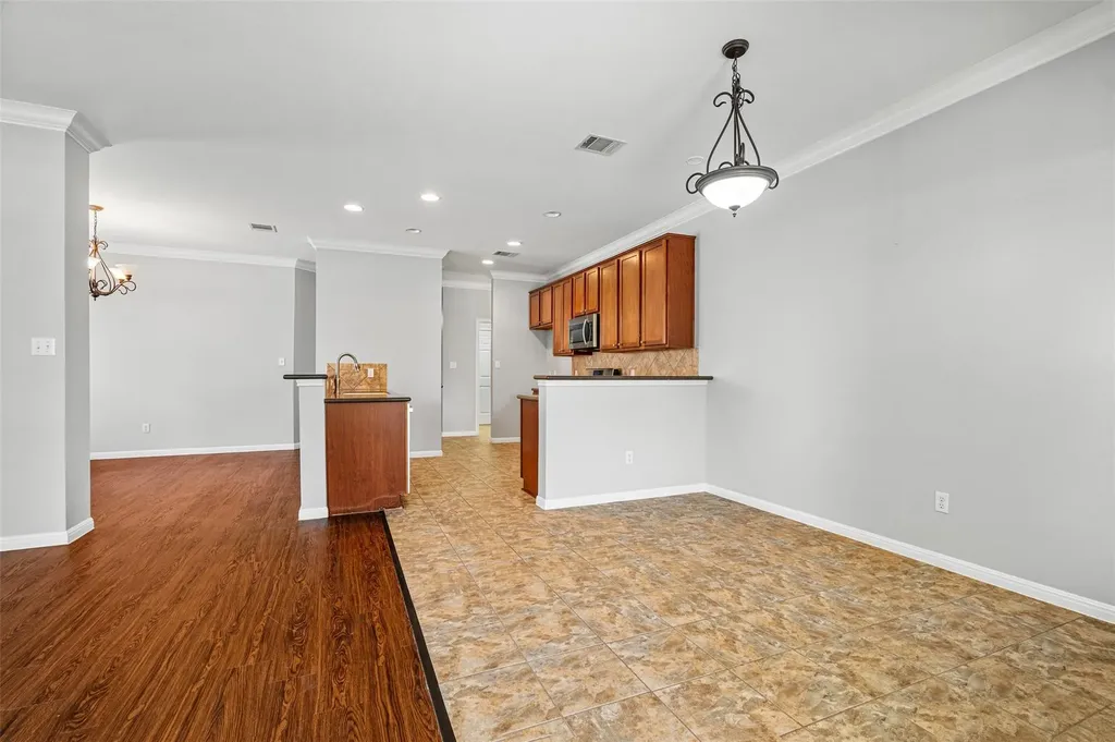 2505 Rusk Court Round Rock TX 78665