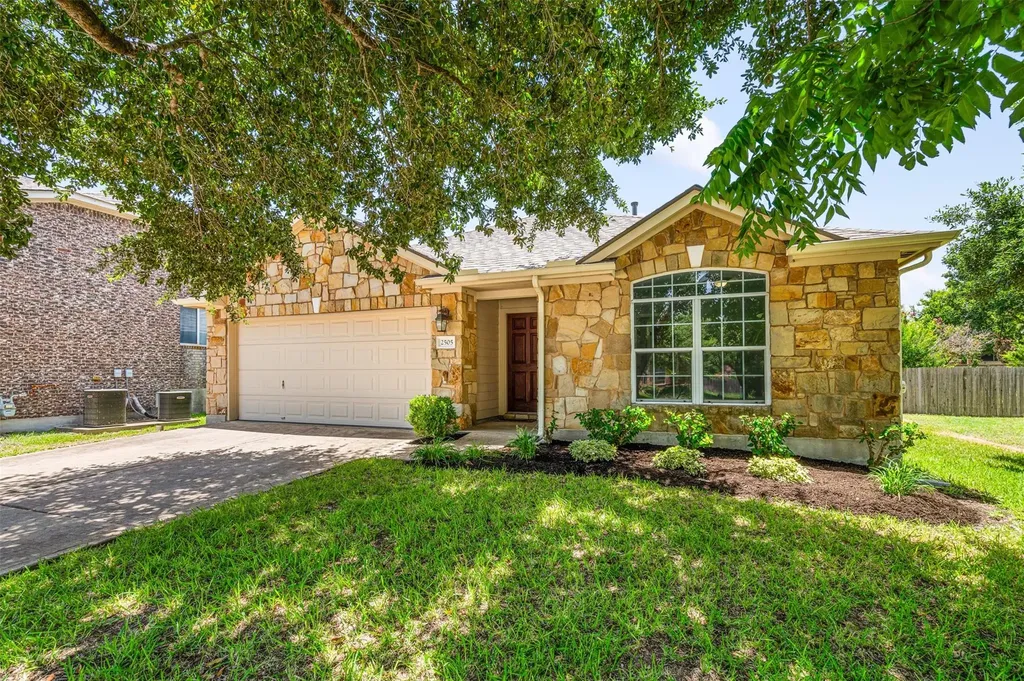 2505 Rusk Court Round Rock TX 78665