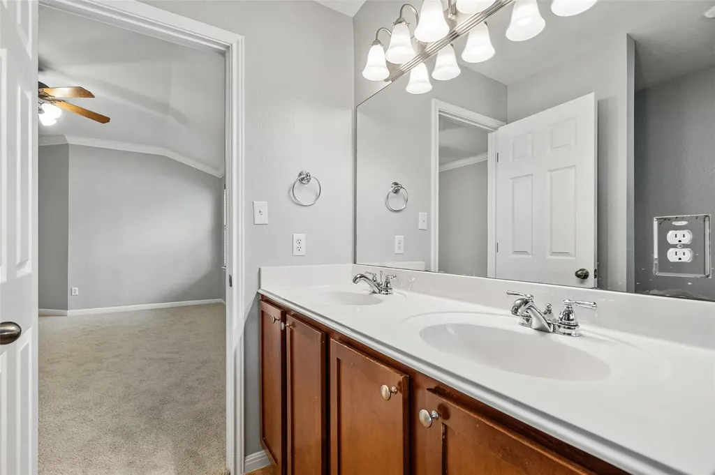 2505 Rusk Court Round Rock TX 78665