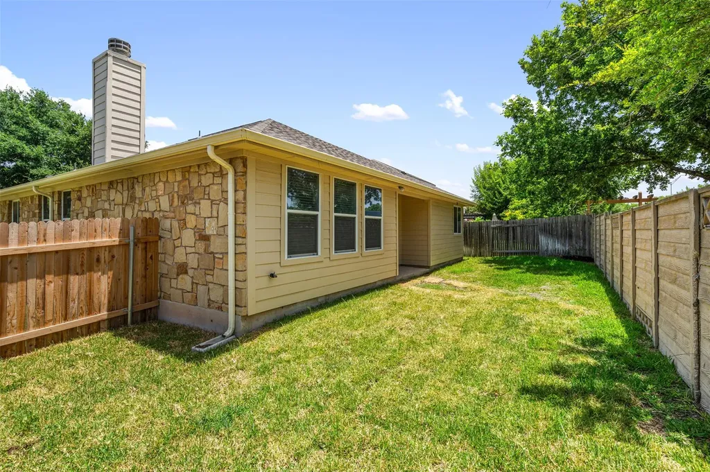 2505 Rusk Court Round Rock TX 78665