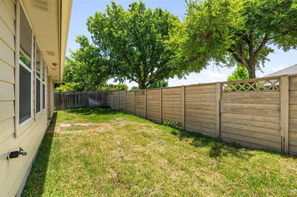 2505 Rusk Court Round Rock TX 78665