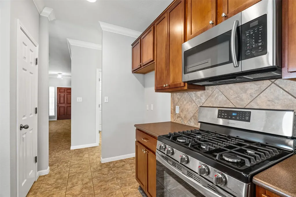 2505 Rusk Court Round Rock TX 78665