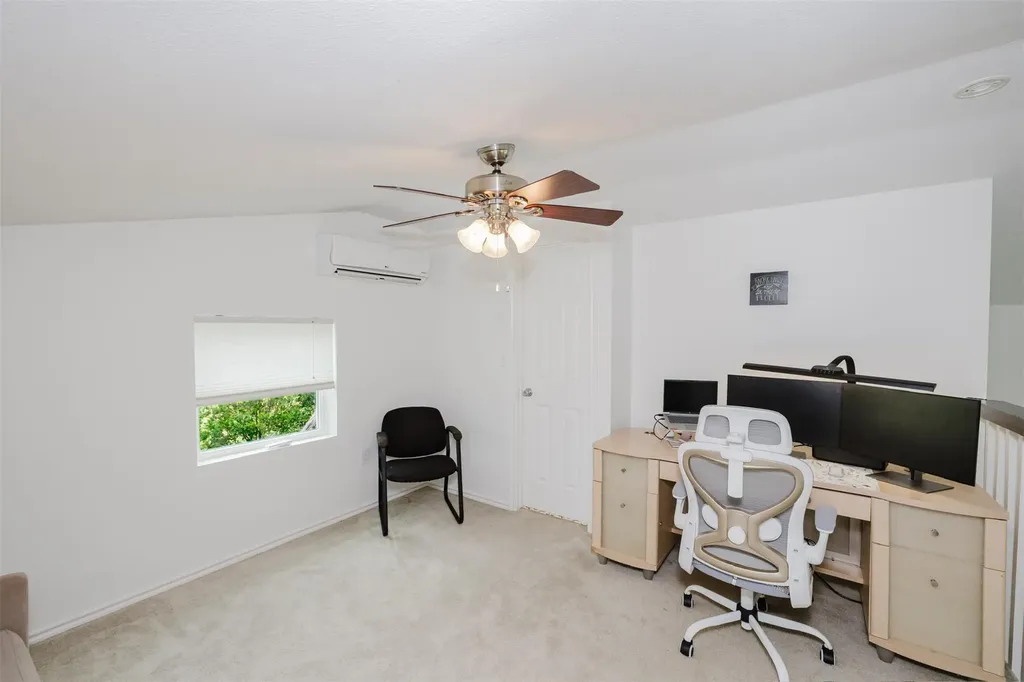 121 Lakewood Trail Leander TX 78641