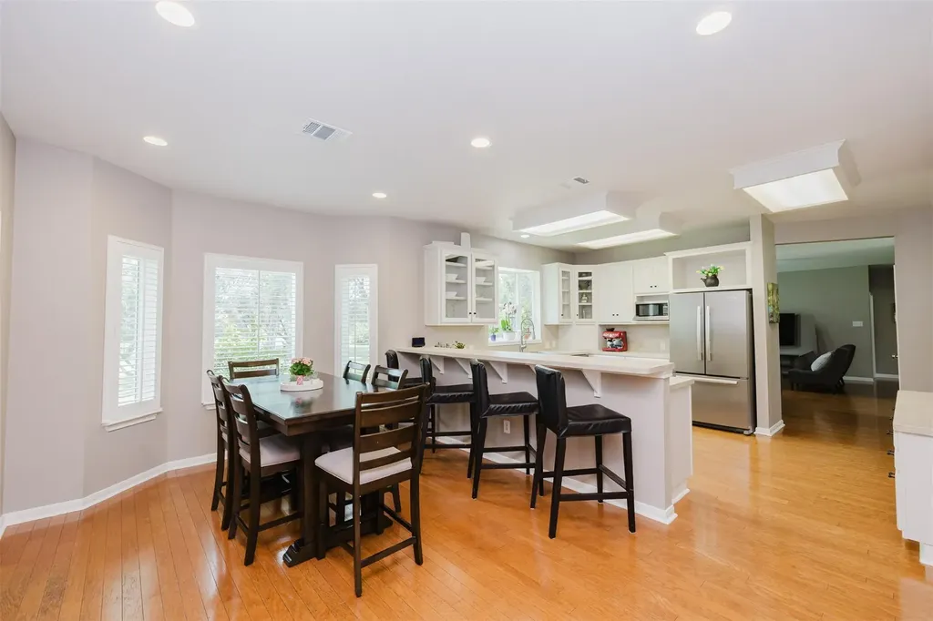 121 Lakewood Trail Leander TX 78641