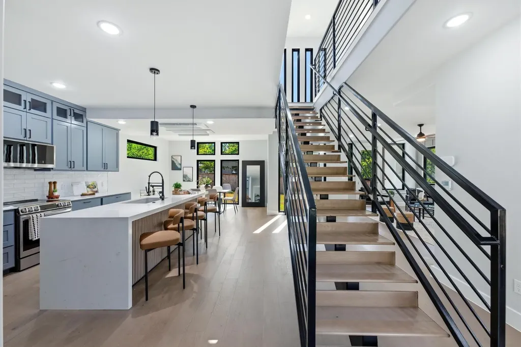 4803 Philco Drive Austin TX 78745