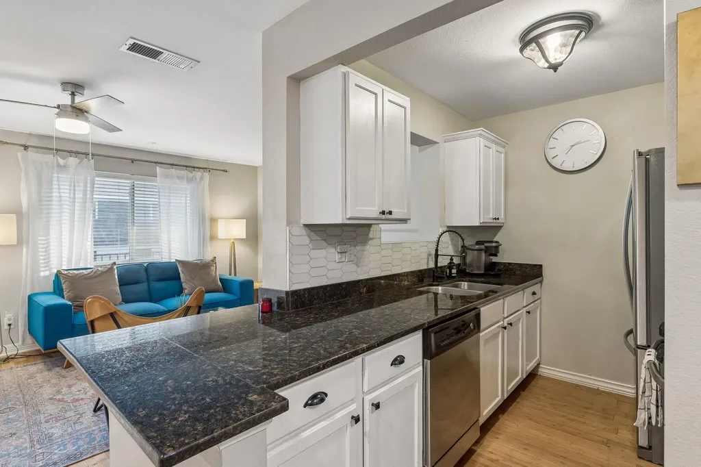 1307 Norwalk Lane Austin TX 78703