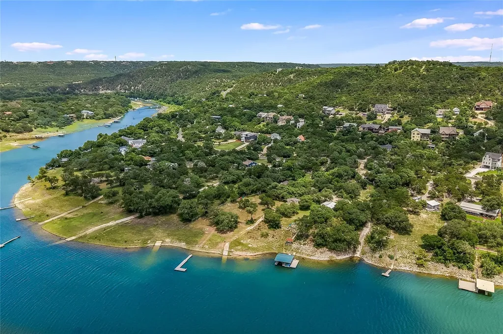 11104 Beach Road Leander TX 78641