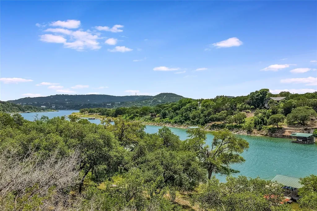 11104 Beach Road Leander TX 78641