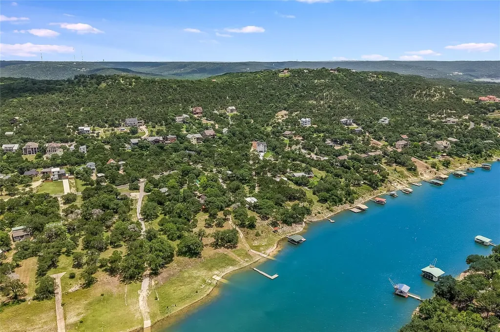 11104 Beach Road Leander TX 78641