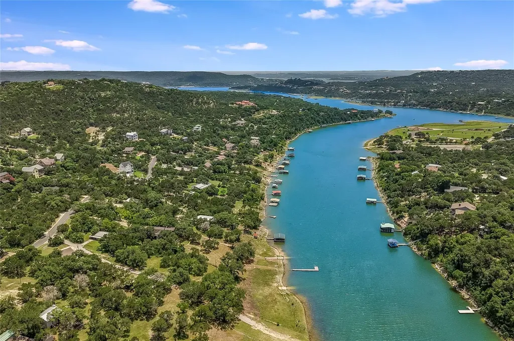 11104 Beach Road Leander TX 78641