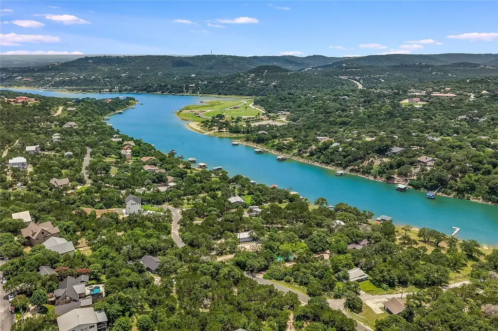 11104 Beach Road Leander TX 78641