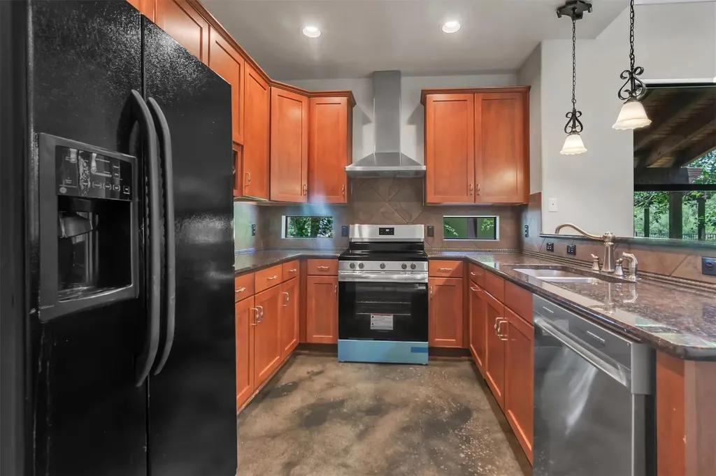 1010 Immanuel Road Unit 103 Pflugerville TX 78660