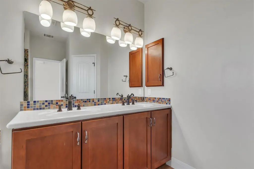1010 Immanuel Road Unit 103 Pflugerville TX 78660