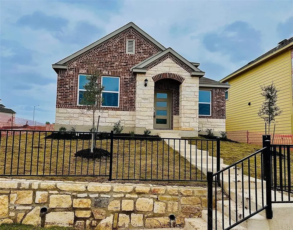 709 Long Run Liberty Hill TX 78642