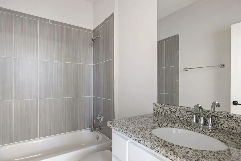 1316 Da Vinci Trail Leander TX 78641