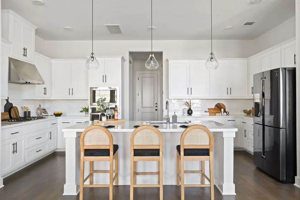 1316 Da Vinci Trail Leander TX 78641