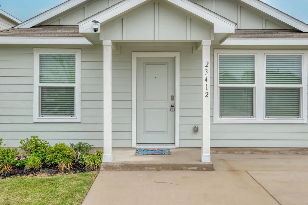 23412 Tiny Moons Way Elgin TX 78621