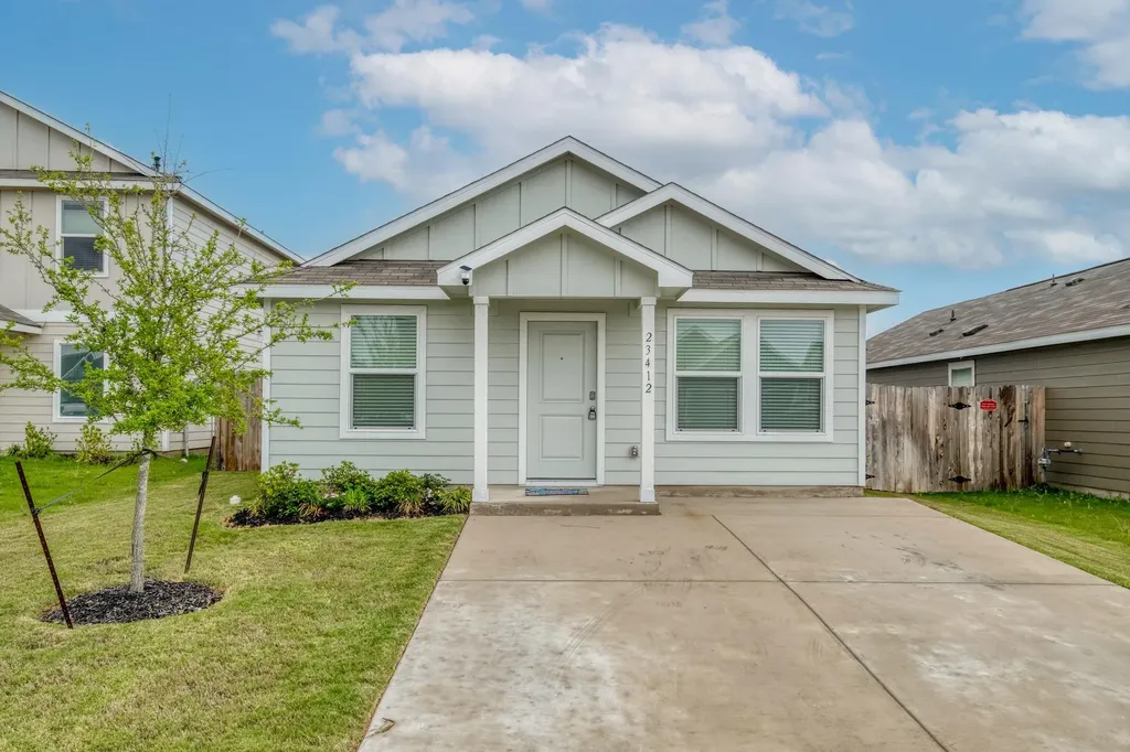 23412 Tiny Moons Way Elgin TX 78621
