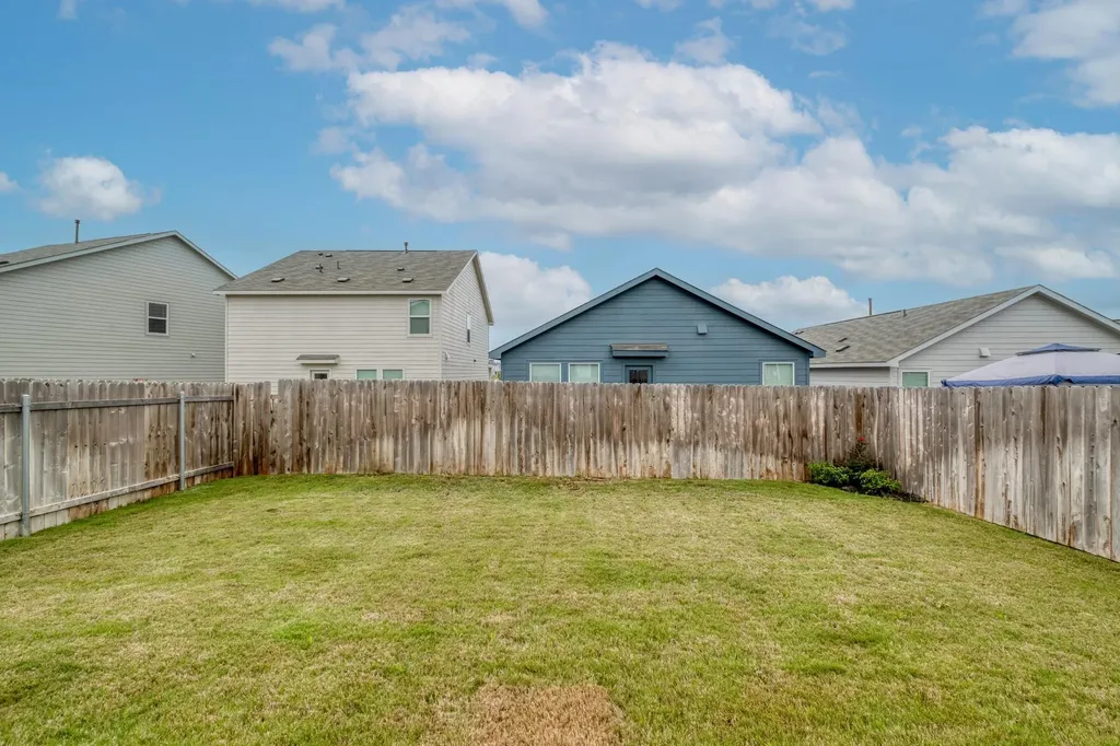 23412 Tiny Moons Way Elgin TX 78621