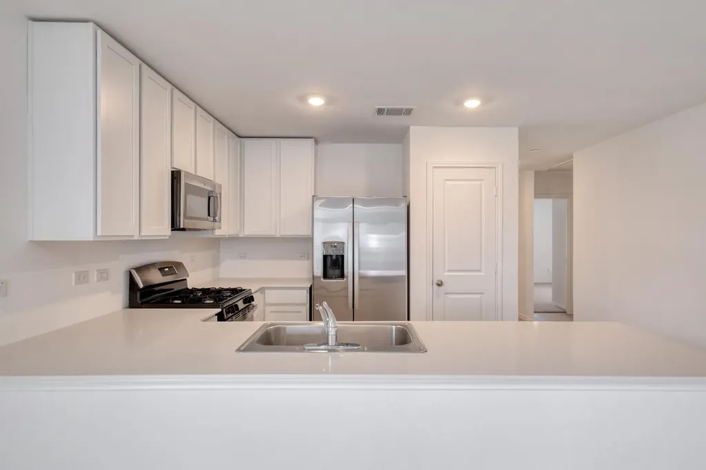 23412 Tiny Moons Way Elgin TX 78621