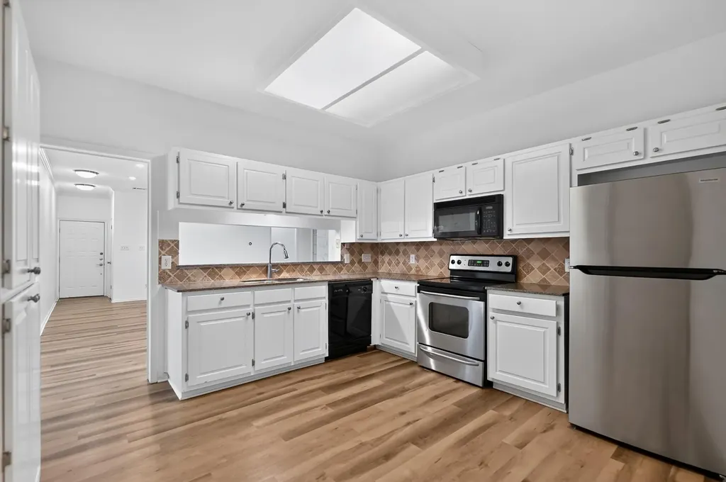 5701 Scout Bluff Austin TX 78731