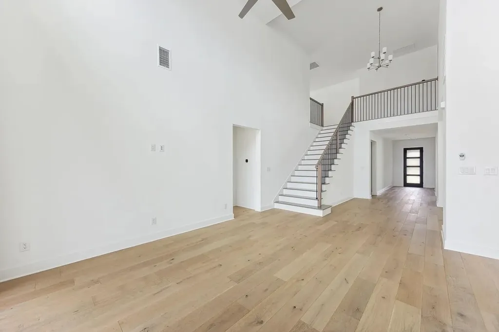 1909 Varese Path Leander TX 78641