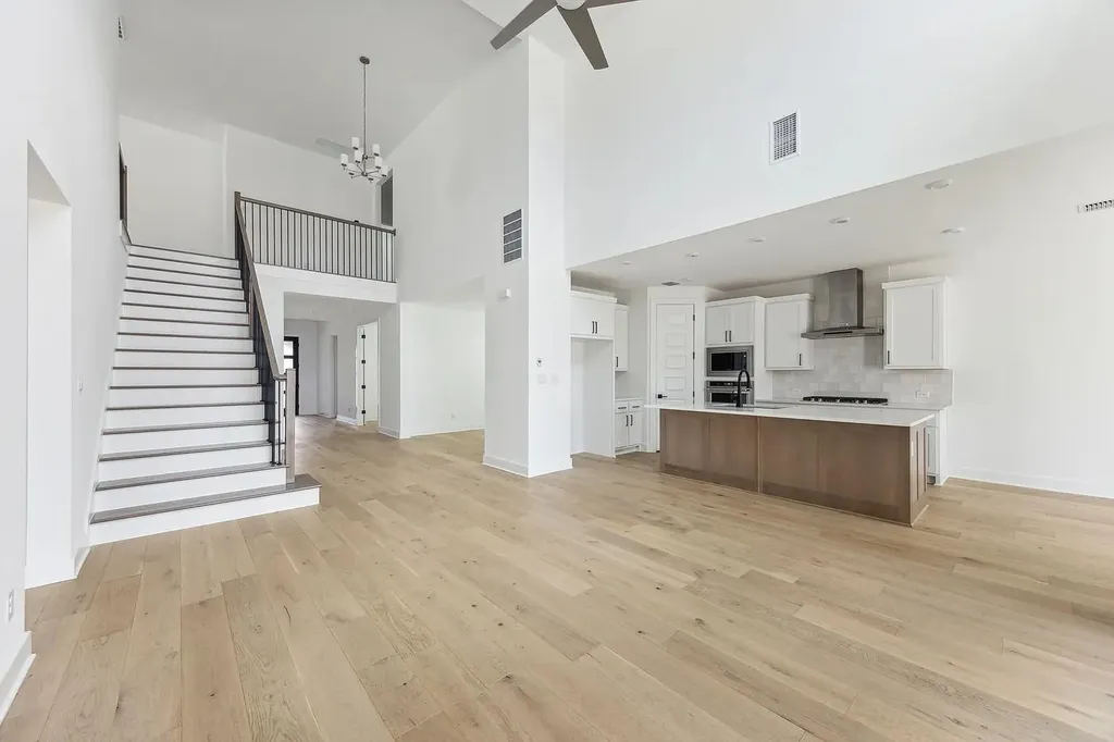 1909 Varese Path Leander TX 78641