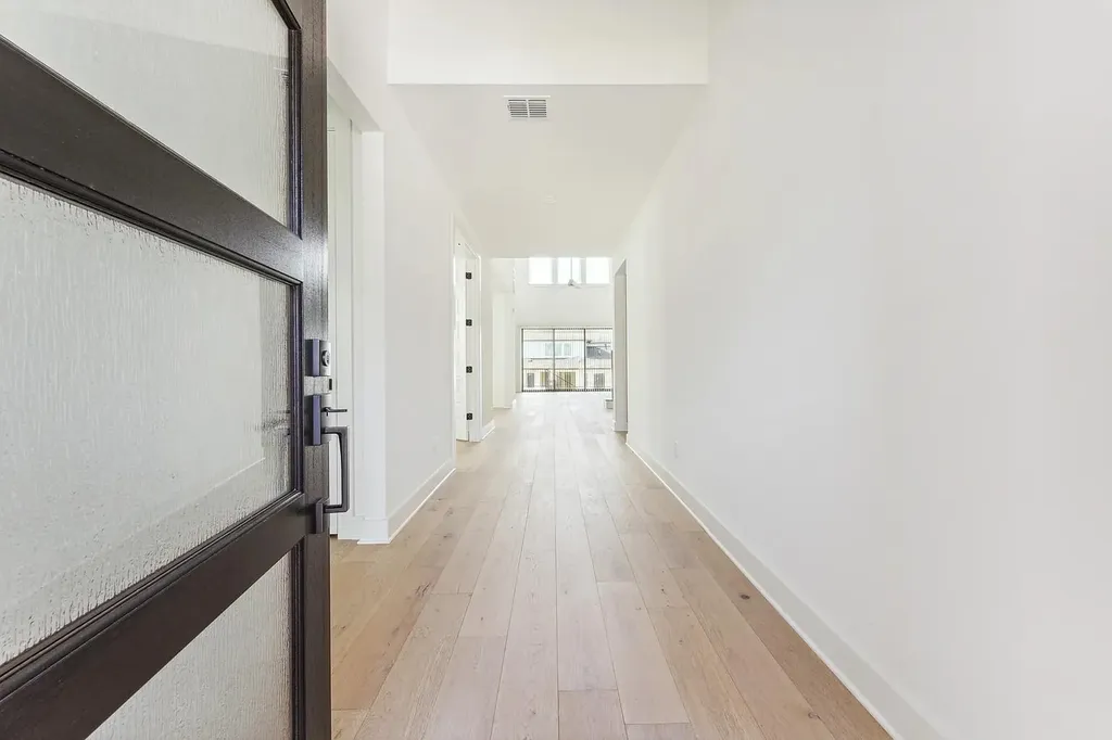 1909 Varese Path Leander TX 78641