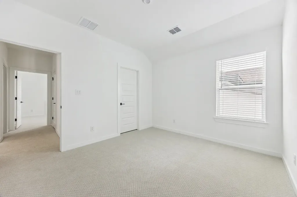 1909 Varese Path Leander TX 78641