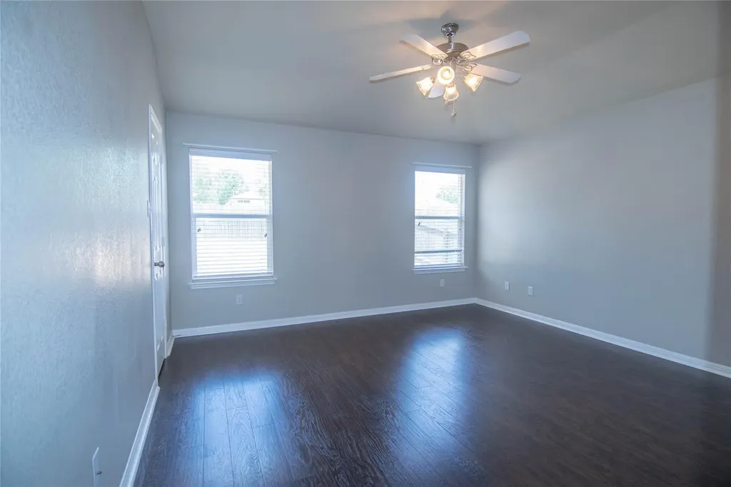 504 Comal Run Hutto TX 78634