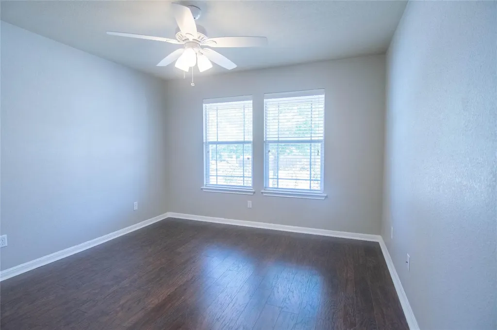 504 Comal Run Hutto TX 78634