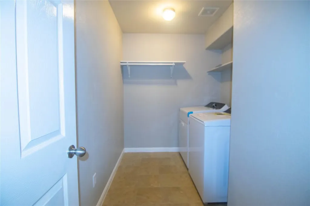 504 Comal Run Hutto TX 78634