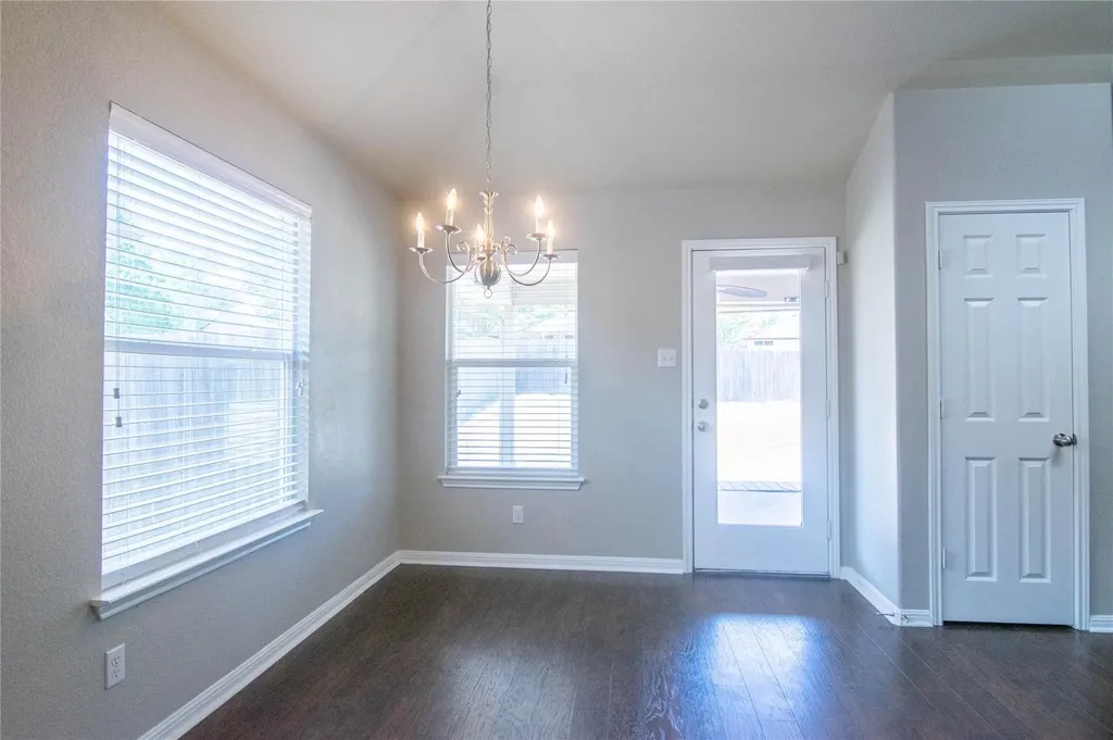 504 Comal Run Hutto TX 78634