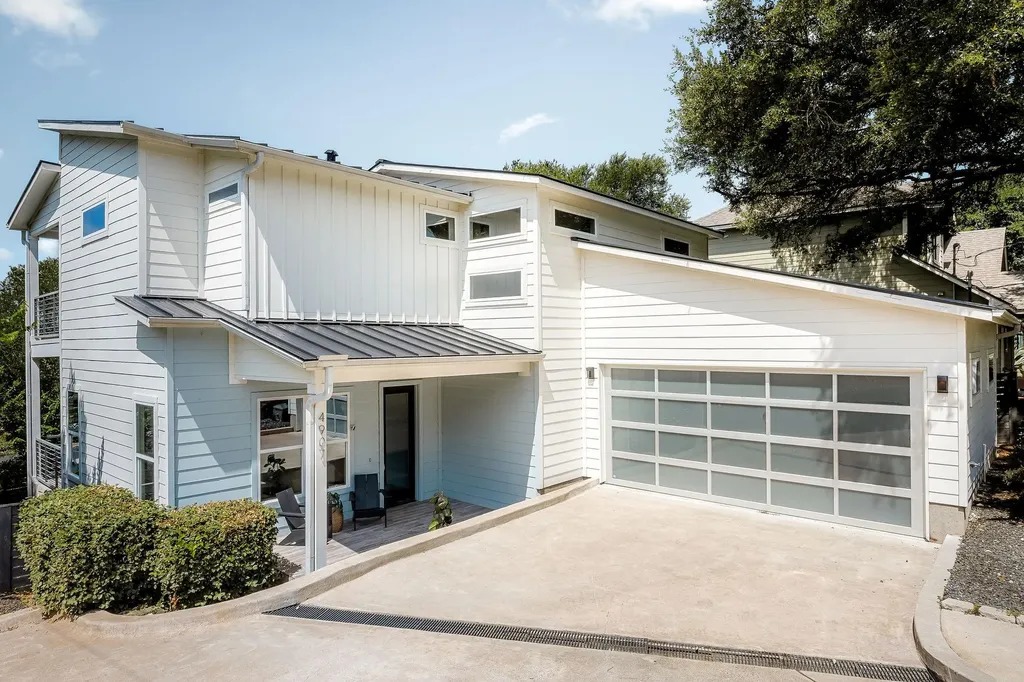 4907 Mendoza Drive Austin TX 78721