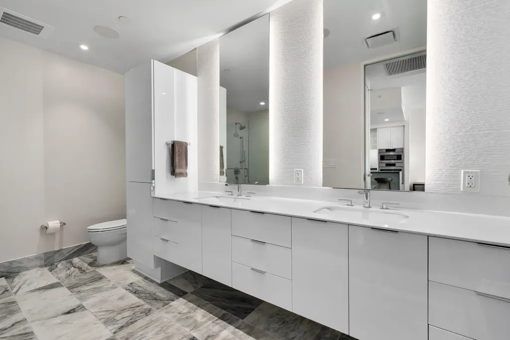 301 West Avenue Austin TX 78701