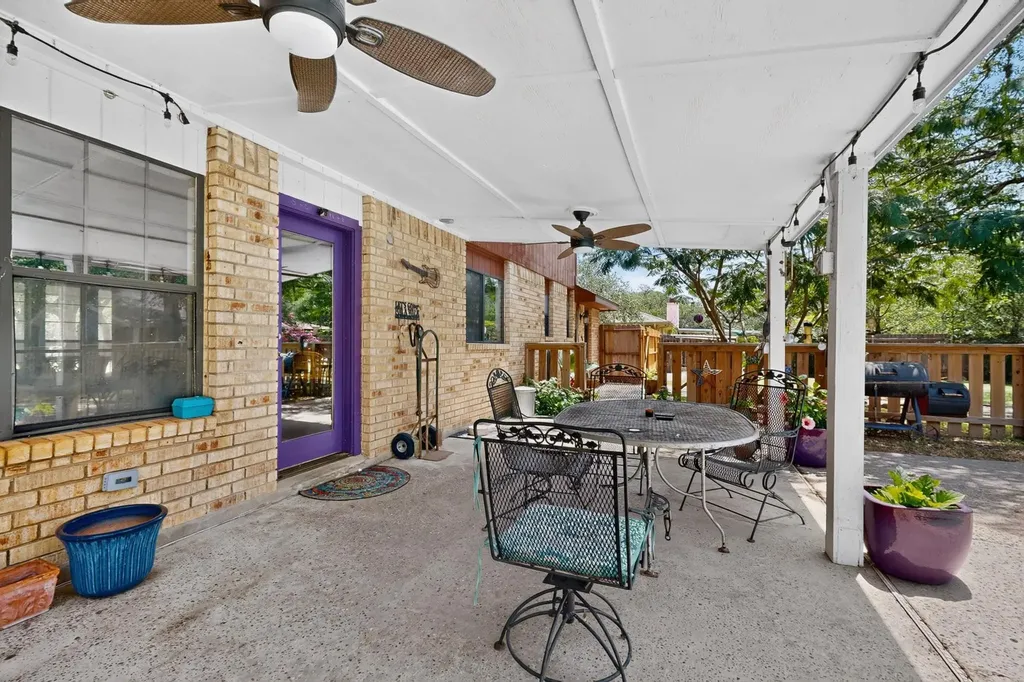 3311 Sesbania Drive Austin TX 78748